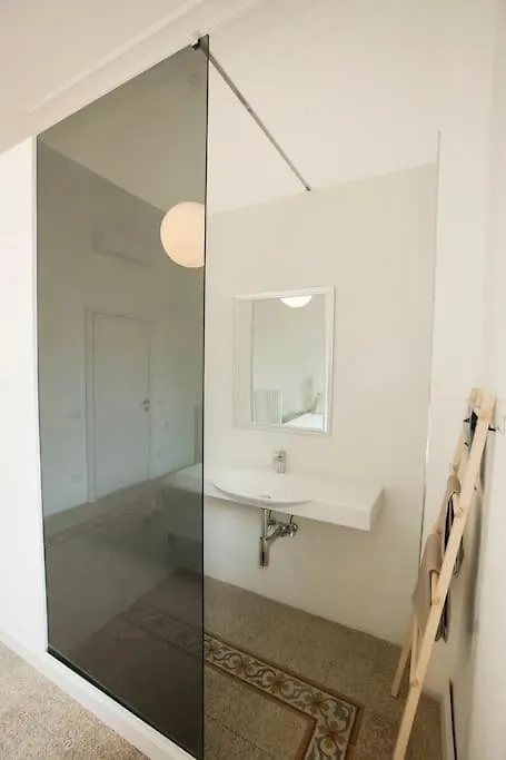 5 Min Duomo - Novella Boutique - Parcheggio Apartment Florence