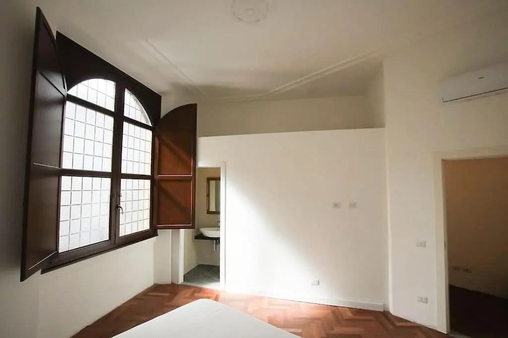 5 Min Duomo - Novella Boutique - Parcheggio Apartment Florence Italy