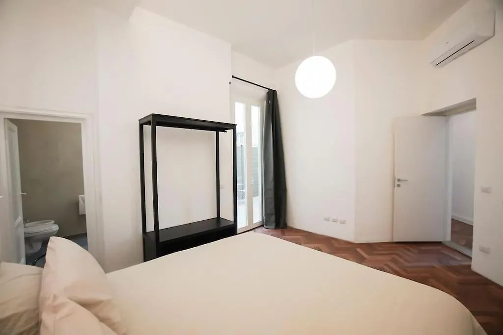 5 Min Duomo - Novella Boutique - Parcheggio Apartment Florence